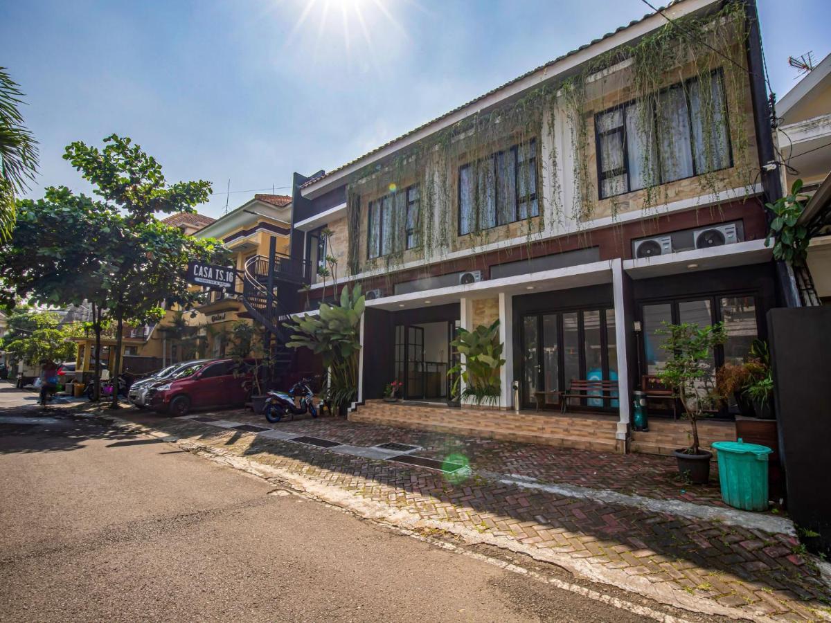 Casa Ts 16 Hotel Malang Eksteriør billede