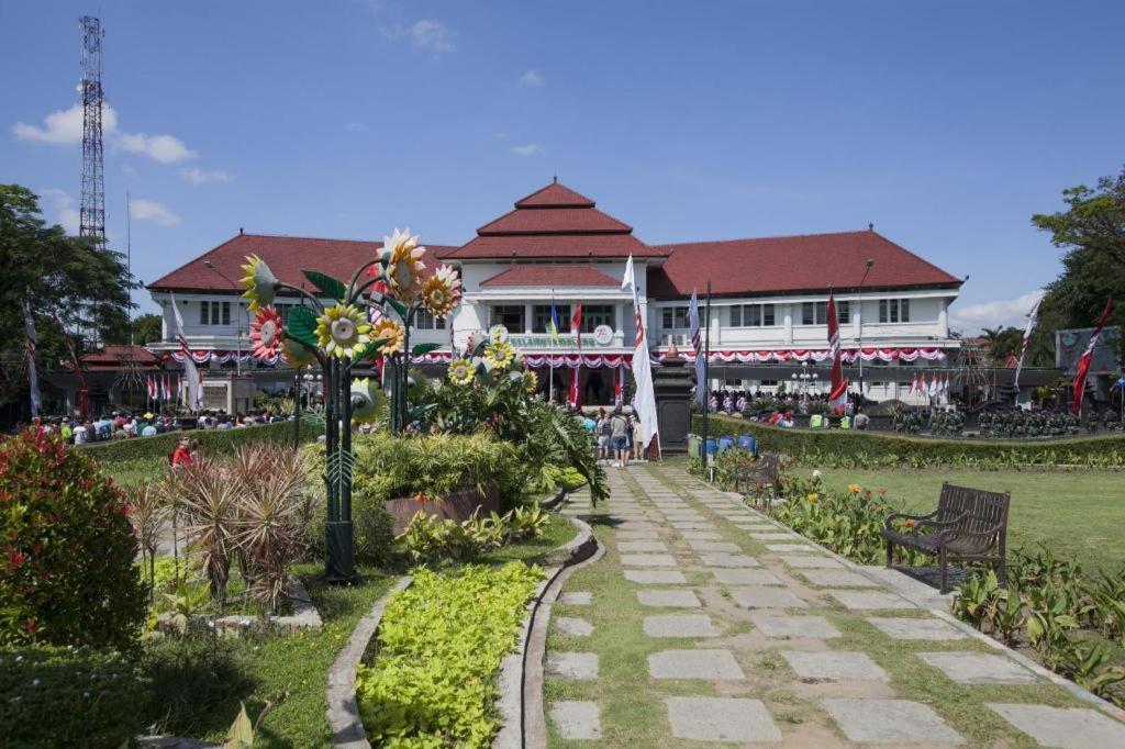Casa Ts 16 Hotel Malang Eksteriør billede
